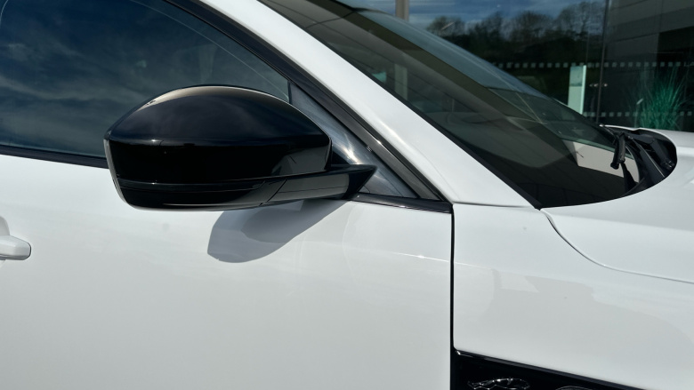 Jaguar E-Pace 2.0 D200 R-Dynamic HSE Black 5dr Auto Diesel Estate